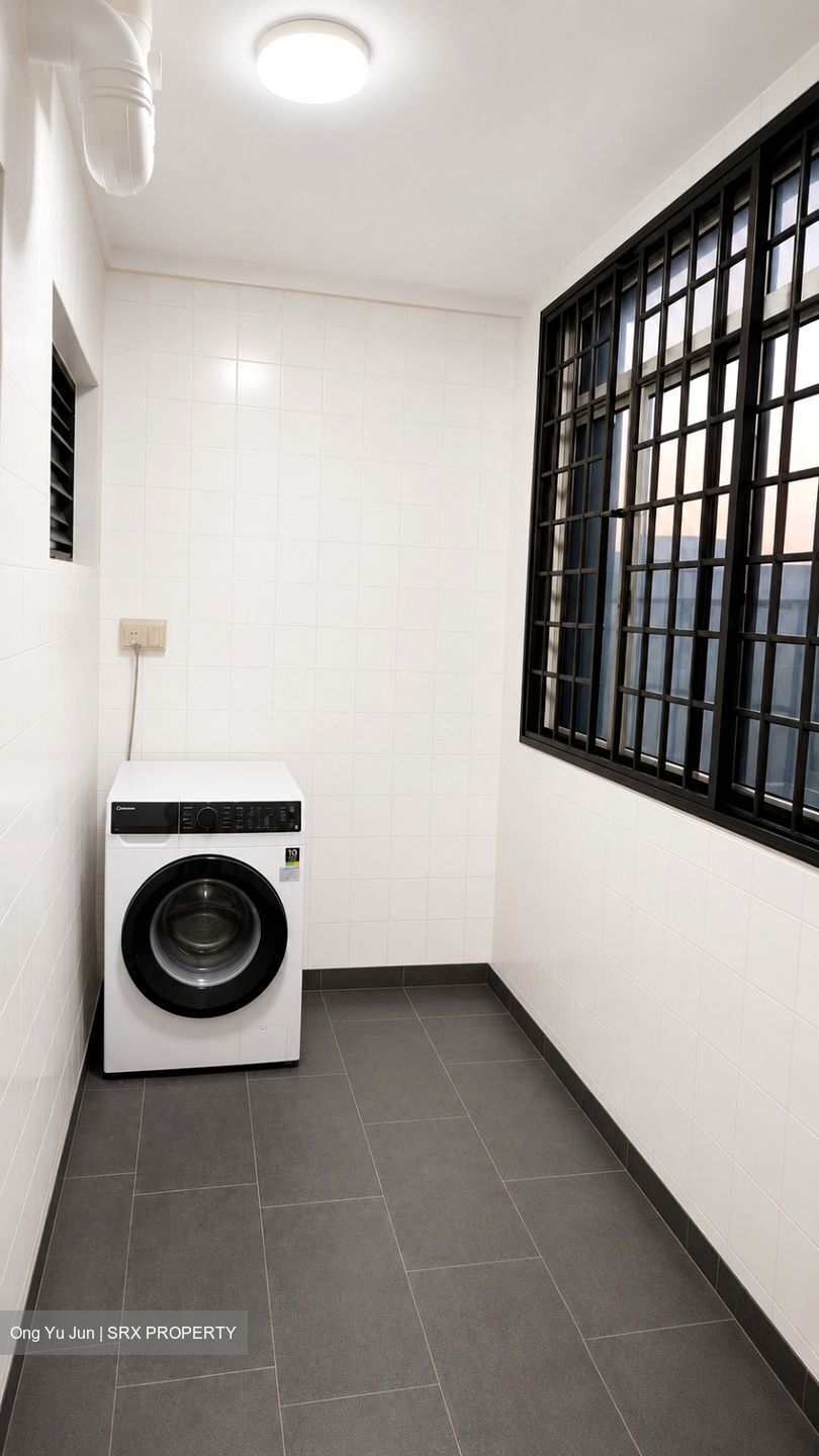 Blk 161 Yung Ping Road (Jurong West), HDB Executive #572706711